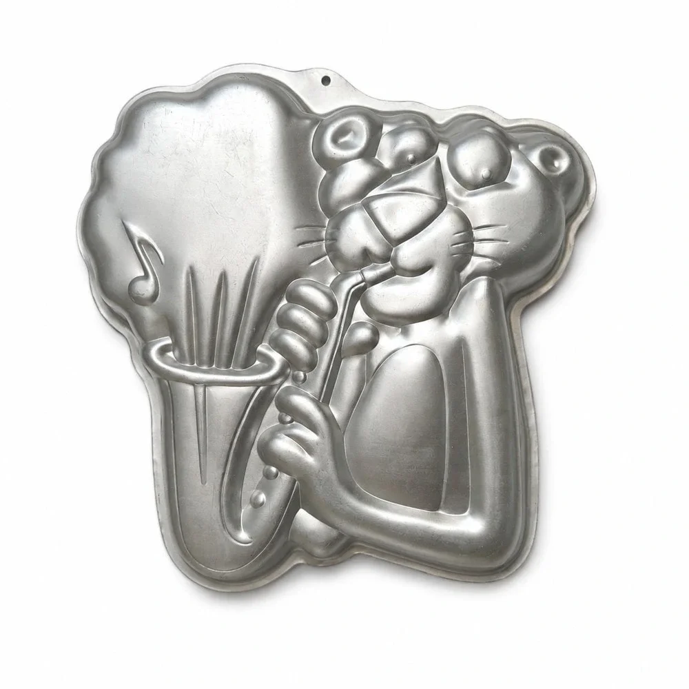 Vintage Wilton Pink Panther‎ Cake Pan Aluminum Character Bakeware 1982 MGM